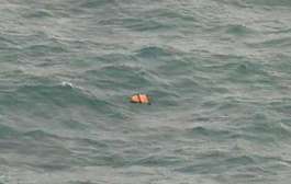 Items resembling slide, plane door seen in AirAsia search