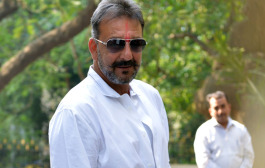 Actor Sanjay Dutt to go back to Yerwada jail today