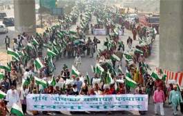 Farmers’ unions march to Parliament against land ordinance