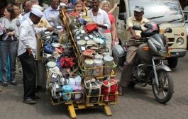 Flipkart ramps up logistics; partners with dabbawalas