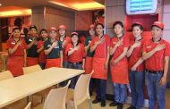 Fully women employees in KFC, Darjeeling