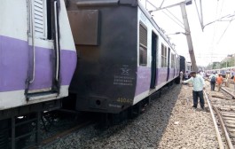 Mumbai: Seven coaches of a local train derail near Andheri, no injuries reported