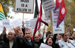 Indian PM confronted by angry protesters in Downing Street