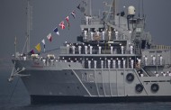 President reviews Naval fleet at IFR 2016