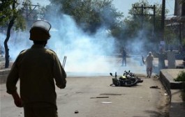 Govt panel for chilli-filled grenades, stun lac shells as alternatives to pellet guns