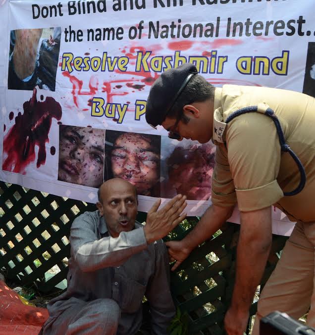 Kashmiri MLA detained for sit-in against Centre