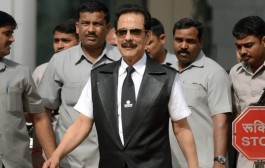 Sahara chief offers in SC to pay Rs 300 cr as bank gurantee